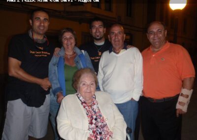 Mari, Félix, Ana eta Javi / Algorta